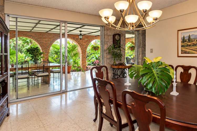 ALTAMIRA VENTA CAS $840,000 PRIVADO