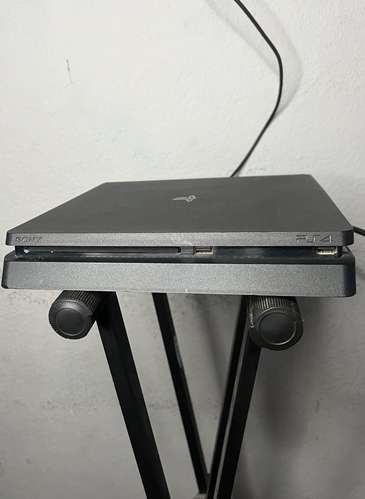 PS4 slim 1TB 10 excelentes juegos - Imagen 3