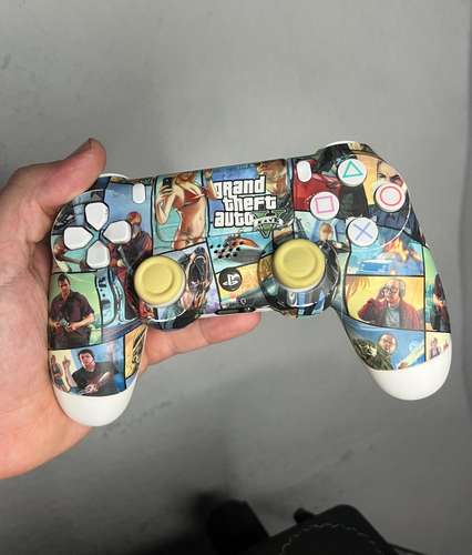 PS4 slim 1TB 10 excelentes juegos - Imagen 4