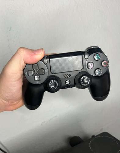 PS4 slim 1TB 10 excelentes juegos - Imagen 6