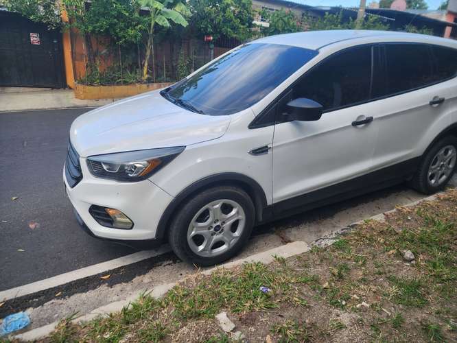 VENDO O CAMBIO!!!!! FORD SCAPE 2019 A TOSA PRUEBA 