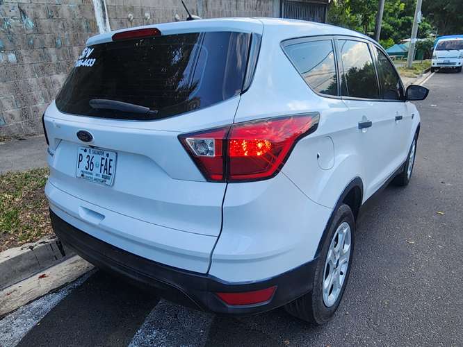 VENDO O CAMBIO!!!!! FORD SCAPE 2019 A TOSA PRUEBA 