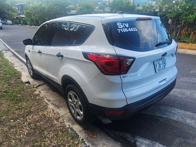 VENDO O CAMBIO!!!!! FORD SCAPE 2019 A TOSA PRUEBA 