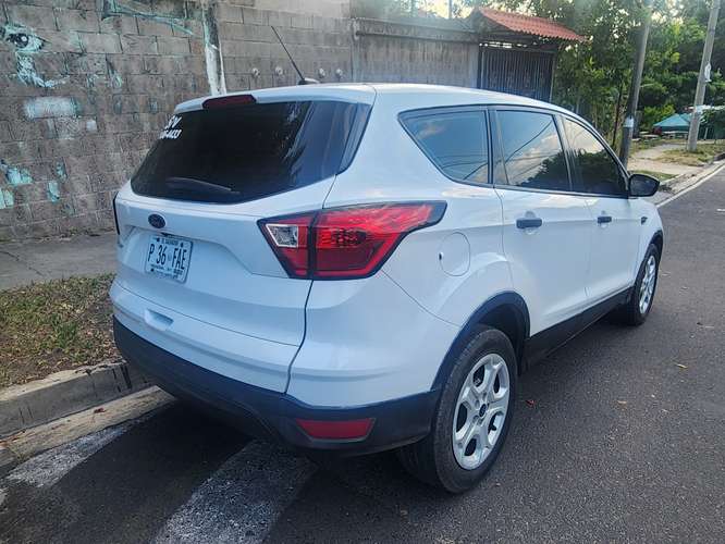 VENDO O CAMBIO!!!!! FORD SCAPE 2019 A TOSA PRUEBA 