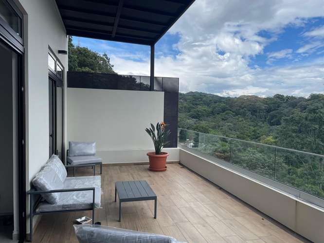 AT LOFT TUSCANIA VENTA APTO $355,000 CON VISTA VALLE - Imagen 2