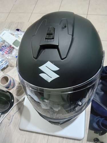 2027 Casco suzuki modelo M71