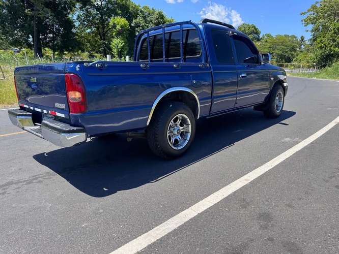 Mazda B2900 Año 2005