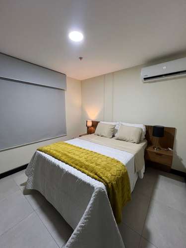 Lujoso apartamento de 3 habitaciones en alquiler con terraza, amueblado, a pasos de las Ramblas, Santa Tecla - Imagen 7