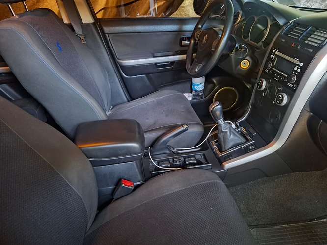 Vendo Suzuki Vitara 2015 de agencia