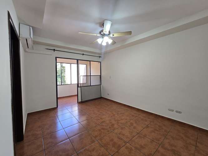 Casa en alquiler cumbres de cuscatlan santa elena en privado 