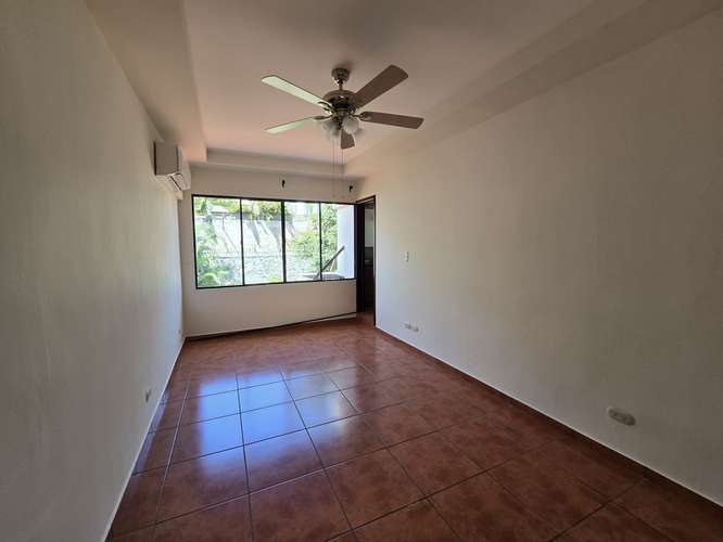 Casa en alquiler cumbres de cuscatlan santa elena en privado 
