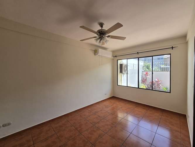 Casa en alquiler cumbres de cuscatlan santa elena en privado 