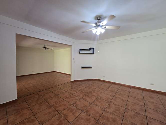 Casa en alquiler cumbres de cuscatlan santa elena en privado 