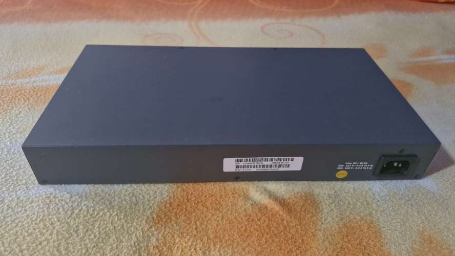 Switch HP 1810-24G Administrable Empresarial - Imagen 3