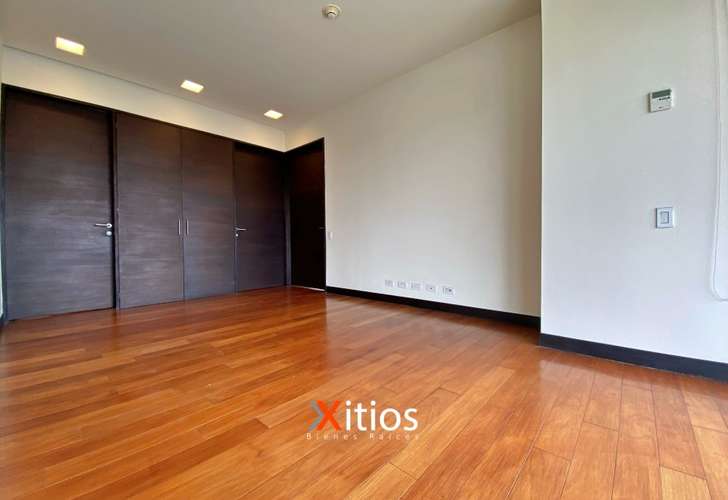 Venta de Apartamento en El Pedregal San Benito MC