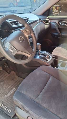 Vendo Nissan Rogue año 2016 precio negotiable 