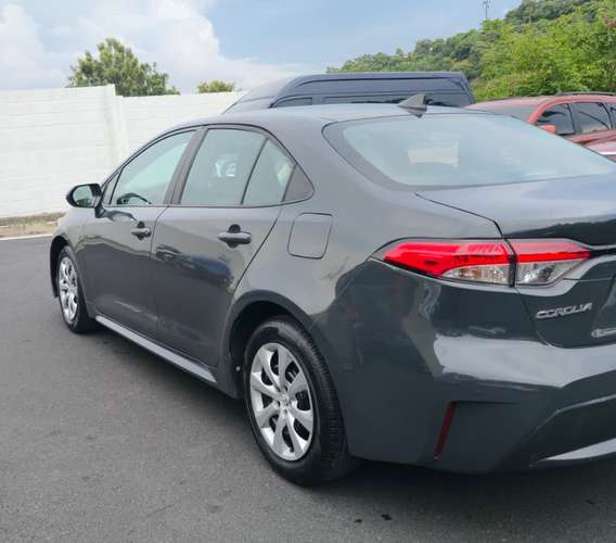 Toyota Corolla LE 2025  - Imagen 3