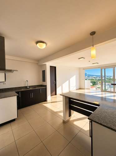 Se Vende Apartamento en Torre Constella, Colonia San Francisco 