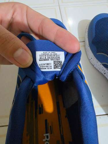 Zapatos de deporte marca Reebok