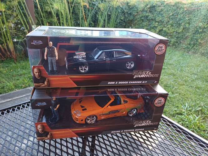 Carritos de rapidos y furiosos  originales 