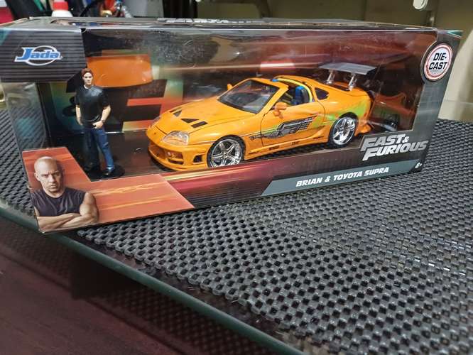 Carrito de colección  ideal para regalos de niños o adultos  - Imagen 4