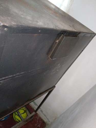 Horno 6 latas con base de rodos