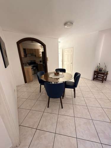  SE ALQUILA APARTAMENTO SIENA SAN BENITO, AMUEBLADO, REMODELADO, tiene 100 mts2, 3 habitaciones, area de servicio, 2 p