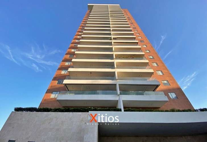 VENTA! Apartamento amplio y de lujo! Torre Pedregal!
