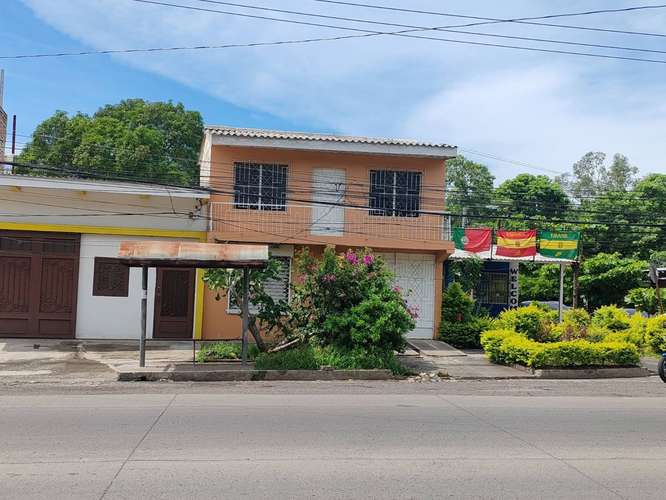 Carretera Panamericana, por Redondel Los Leones, Salida a La Union.