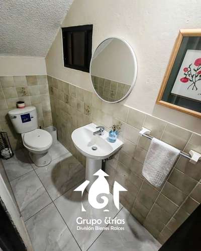 SE ALQUILA CASA COMPLETAMENTE AMUEBLADA - SANTA ELENA