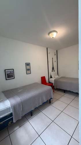 Alquiler de apartamento full amueblado Av. La Capilla de San Benito| Patio | 3 hab.| Hab. Serv.| a/c |$1300/mes.