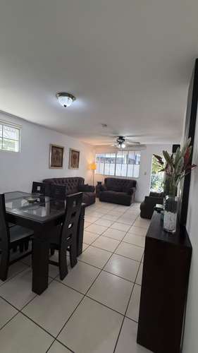 Alquiler de apartamento full amueblado Av. La Capilla de San Benito| Patio | 3 hab.| Hab. Serv.| a/c |$1300/mes.