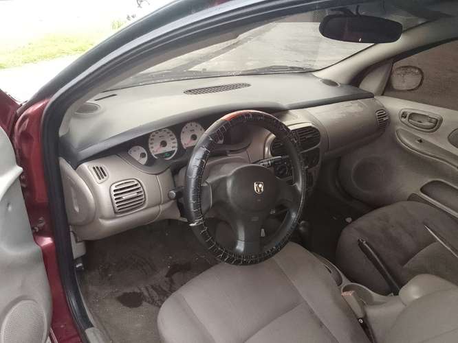 VENDO BONITO DODGE NEON 2005 TRANSMISIÓN AUTOMÁTICA  EN ILOPANGO  $1,900 NEGOCIABLE  MAS INFO AL   WHATSAPP ATSA