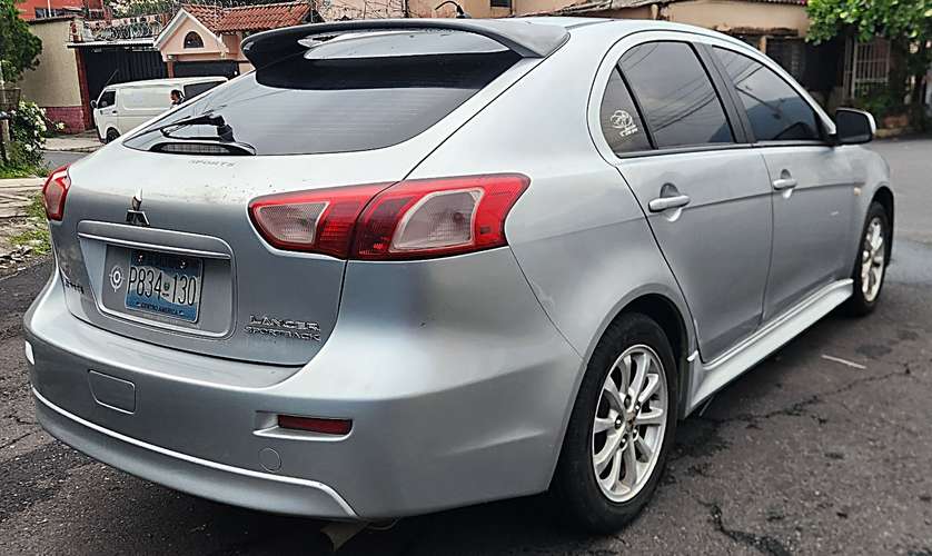 Mitsubishi lancer sportback 2013 autom rines motor 2.0 ecodrive bolsas buenas acepto auto a cuenta 