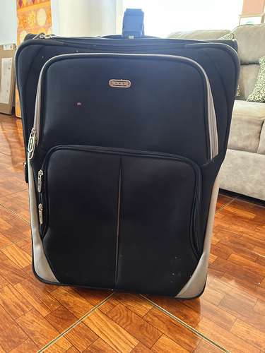 Vendo maleta de viaje para bodega Ralph Lauren Polo Sport 50-60lb