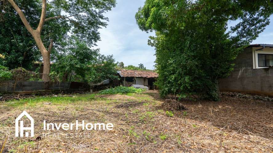 CASA CON  AMPLIO TERRENO EN VENTA, SUCHITOTO
