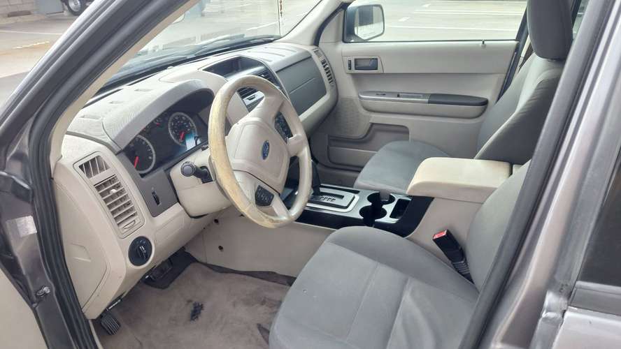 Ford Escape  Cilindros 4x2 Automática 