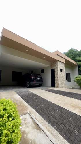 Residencial LAS LUCES casa en Alquiler FASE I