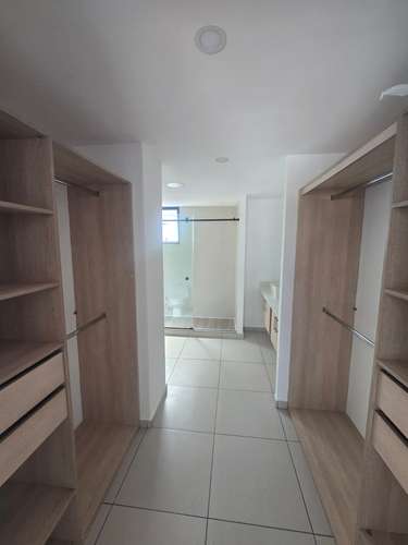  ¡Modernidad, Vista Espectacular y Ubicación Premium en Colonia Escalón! VENTA DIRECTA CON DUEÑO!