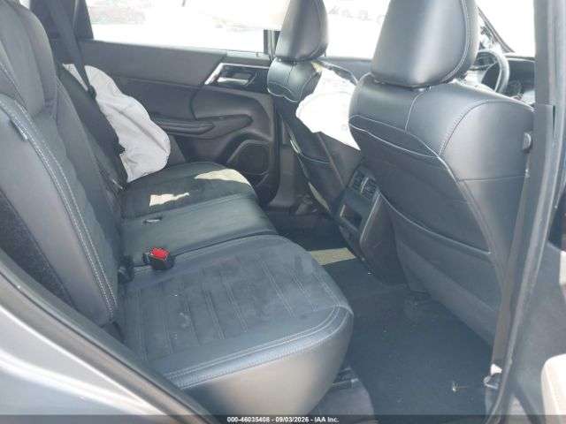 MITSUBISHI OUTLANDER SE 2022