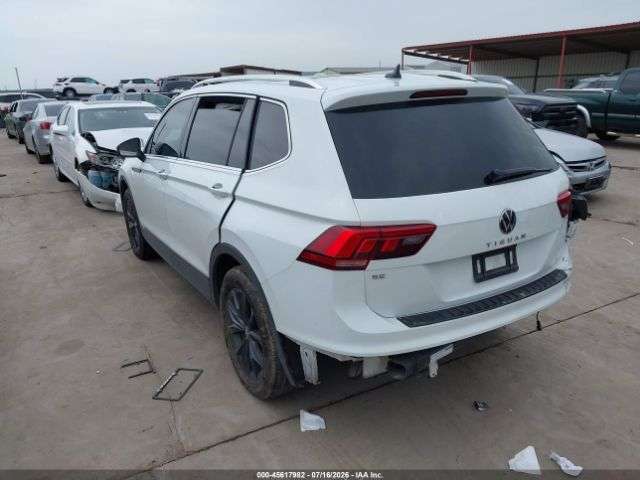VOLKSWAGEN TIGUAN SE 2024