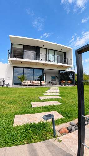EL ENCANTO MODERNA RESIDENCIA VENTA $1.4 M (PRIVADO) - Imagen 2