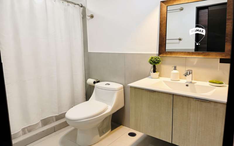Venta| Apto Remodelado | Airbnb permitido | Nuevo Cuscatlán | L.L.