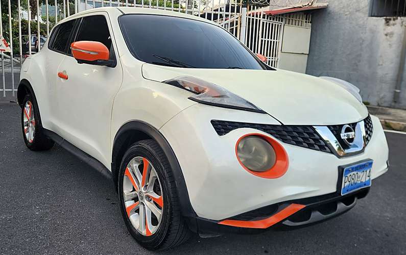 NISSAN YUKE LT 2015 AUTOM RINES AWD CAMARA AC SUNROOF BLUETOOTH ACEPTO AUTO A CUENTA 