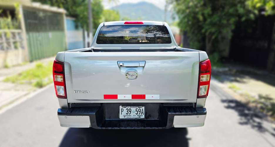 Mazda BT50 2024 de agencia | 1.9 Diésel Automática 4x4 Doble Cabina