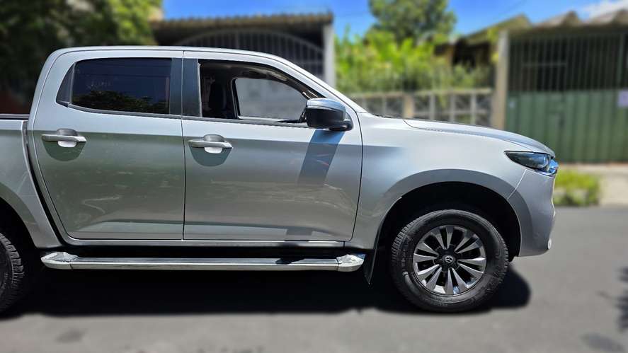 Mazda BT50 2024 de agencia | 1.9 Diésel Automática 4x4 Doble Cabina