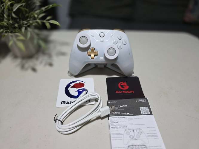 CONTROL DE VIDEOJUEGOS MULTIPLATAFORMA | GAMESIR CYCLONE 2 | COMPATIBLE CON PC, NINTENDO SWITCH, ANDROID e iOS