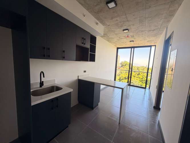  SE ALQUILA APARTAMENTO TORRE CITALA HAUS, COLONIA ESCALON, Carcaterísticas:  -Cocina, comedor y sala integrados  -1 h - Imagen 7