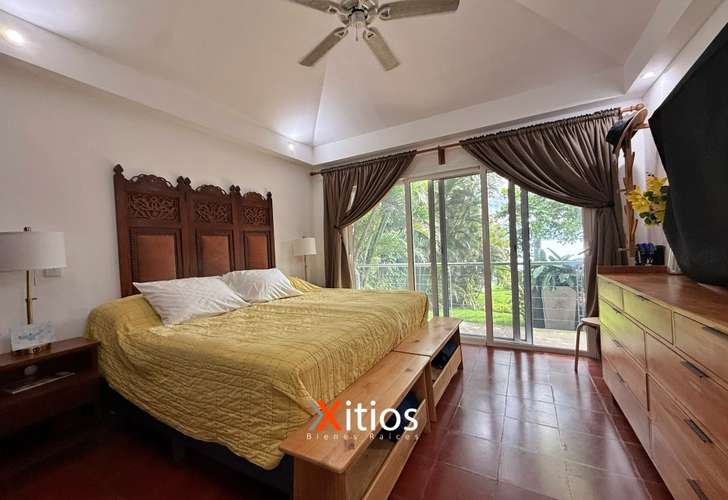 Venta de Casa en Lago de Coatepeque SG