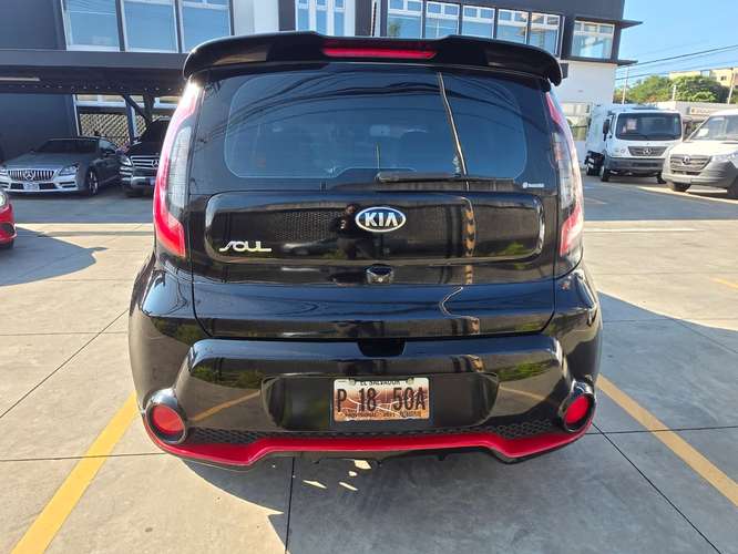 Kia Soul edicion especial Red Zone 2015 - Imagen 3